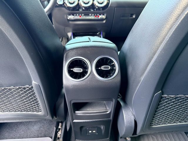 M-BENZ賓士 B200  第11張相片