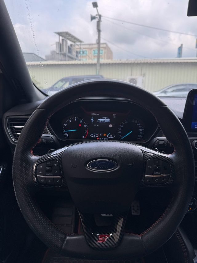 FORD福特 FOCUS  第10張相片