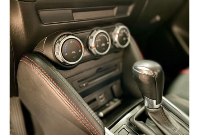 Mazda MAZDA2  第14張相片
