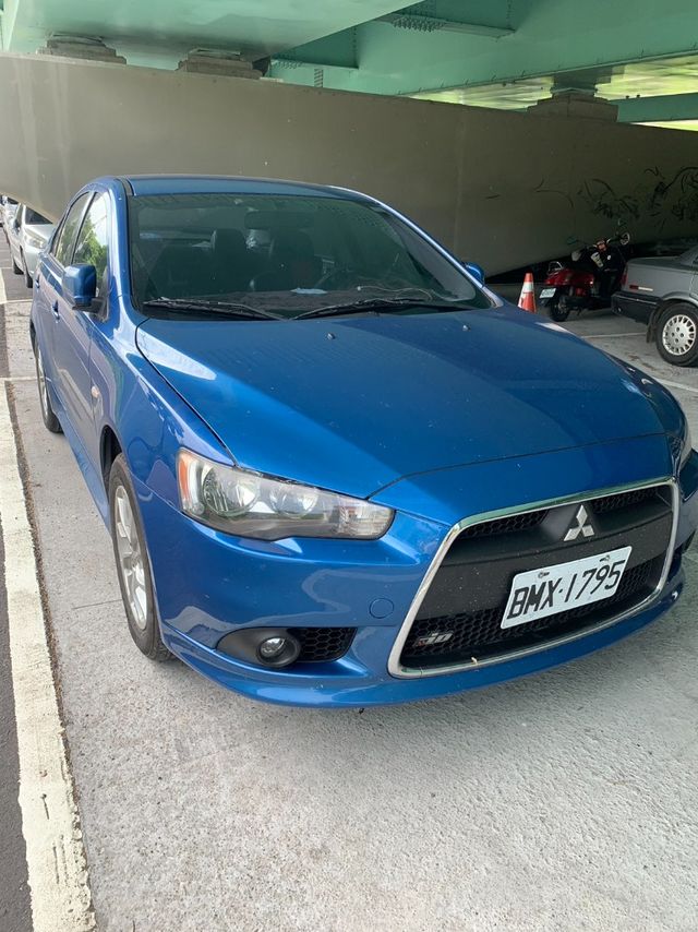 MITSUBISHI三菱 LANCER IO  第2張相片