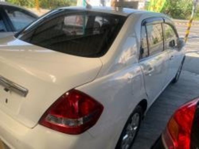 NISSAN日產 TIIDA  第3張相片