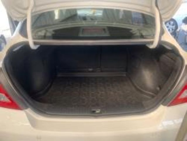 NISSAN日產 TIIDA  第8張相片