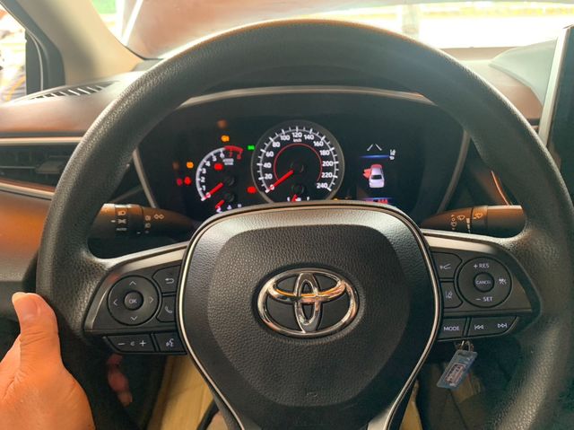 TOYOTA豐田 ALTIS  第5張相片