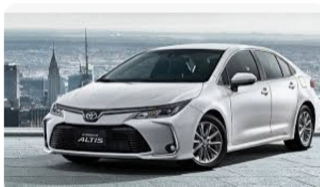 TOYOTA豐田 CAMRY  第3張相片