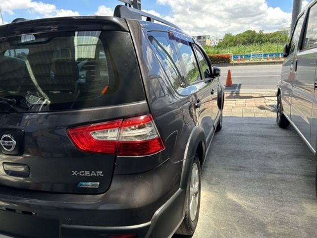 NISSAN日產 LIVINA  第2張相片