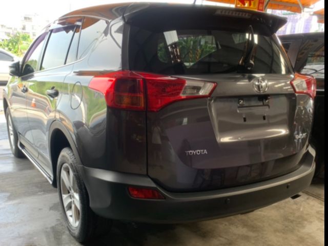 TOYOTA豐田 RAV4  第3張相片