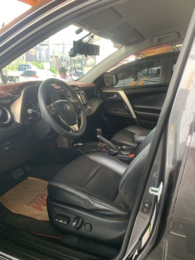 TOYOTA豐田 RAV4  第5張相片