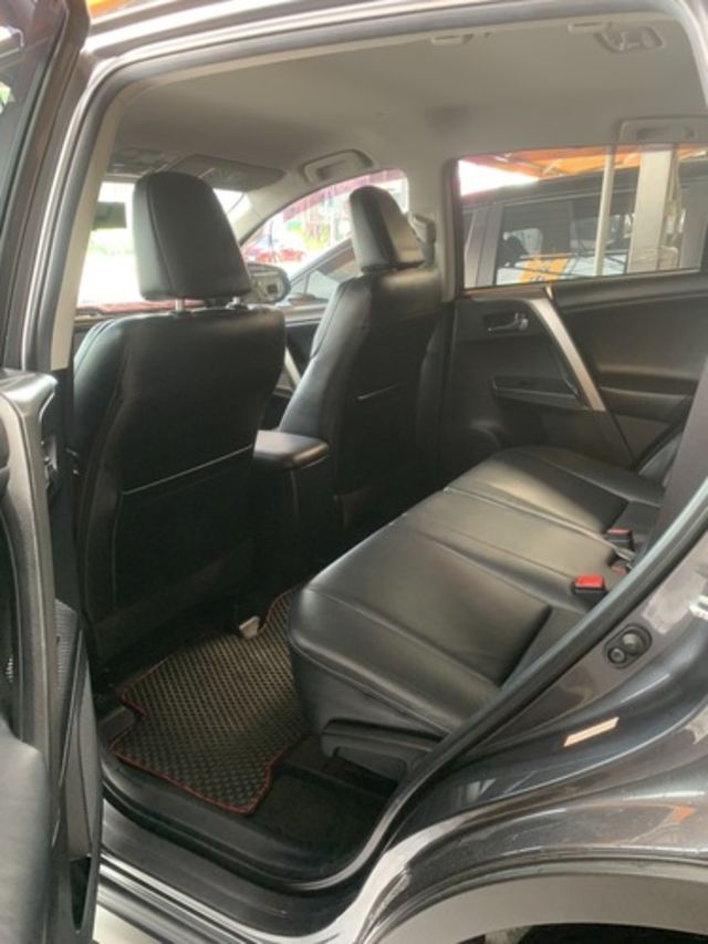 TOYOTA豐田 RAV4  第7張相片