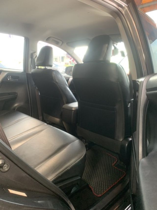 TOYOTA豐田 RAV4  第8張相片