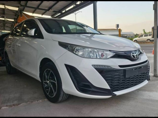 TOYOTA豐田 YARIS  第2張相片