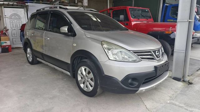 NISSAN日產 LIVINA  第2張相片