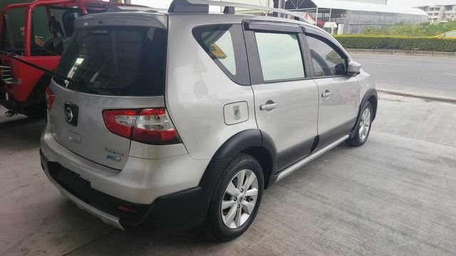 NISSAN日產 LIVINA  第5張相片