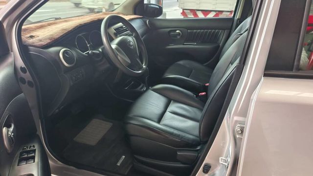 NISSAN日產 LIVINA  第6張相片