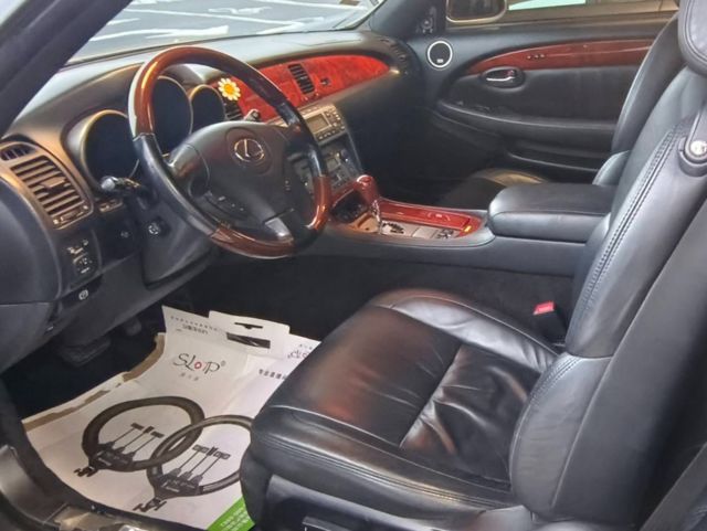 LEXUS凌志 SC430  第17張相片