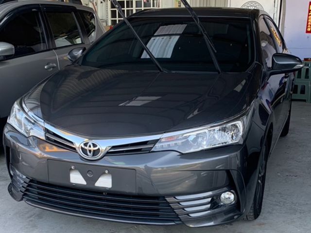 TOYOTA豐田 ALTIS  第1張相片