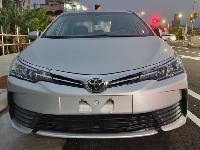 TOYOTA豐田 ALTIS  第3張相片