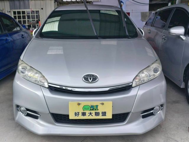 TOYOTA豐田 WISH  第2張相片