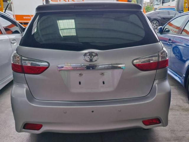 TOYOTA豐田 WISH  第5張相片