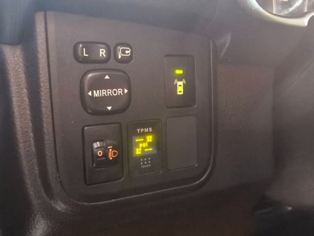TOYOTA豐田 WISH  第9張相片