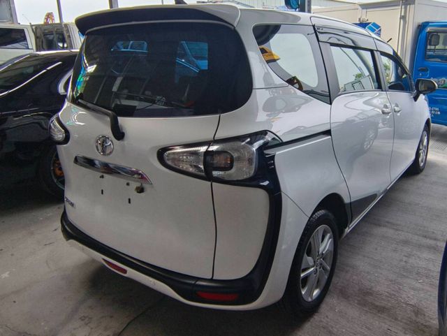 TOYOTA豐田 SIENTA  第3張相片