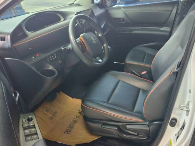 TOYOTA豐田 SIENTA  第6張相片