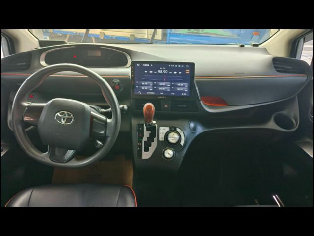 TOYOTA豐田 SIENTA  第8張相片