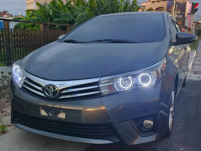 TOYOTA豐田 ALTIS  第1張相片