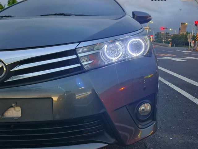 TOYOTA豐田 ALTIS  第7張相片