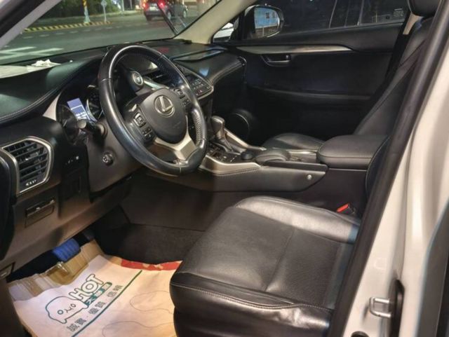 LEXUS凌志 NX200T  第9張相片