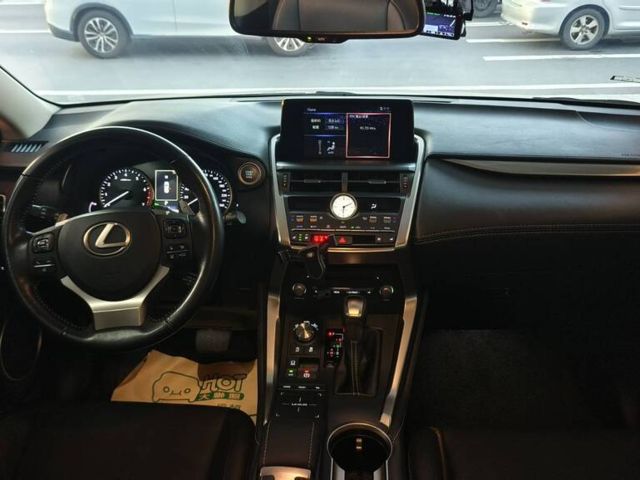 LEXUS凌志 NX300  第10張相片