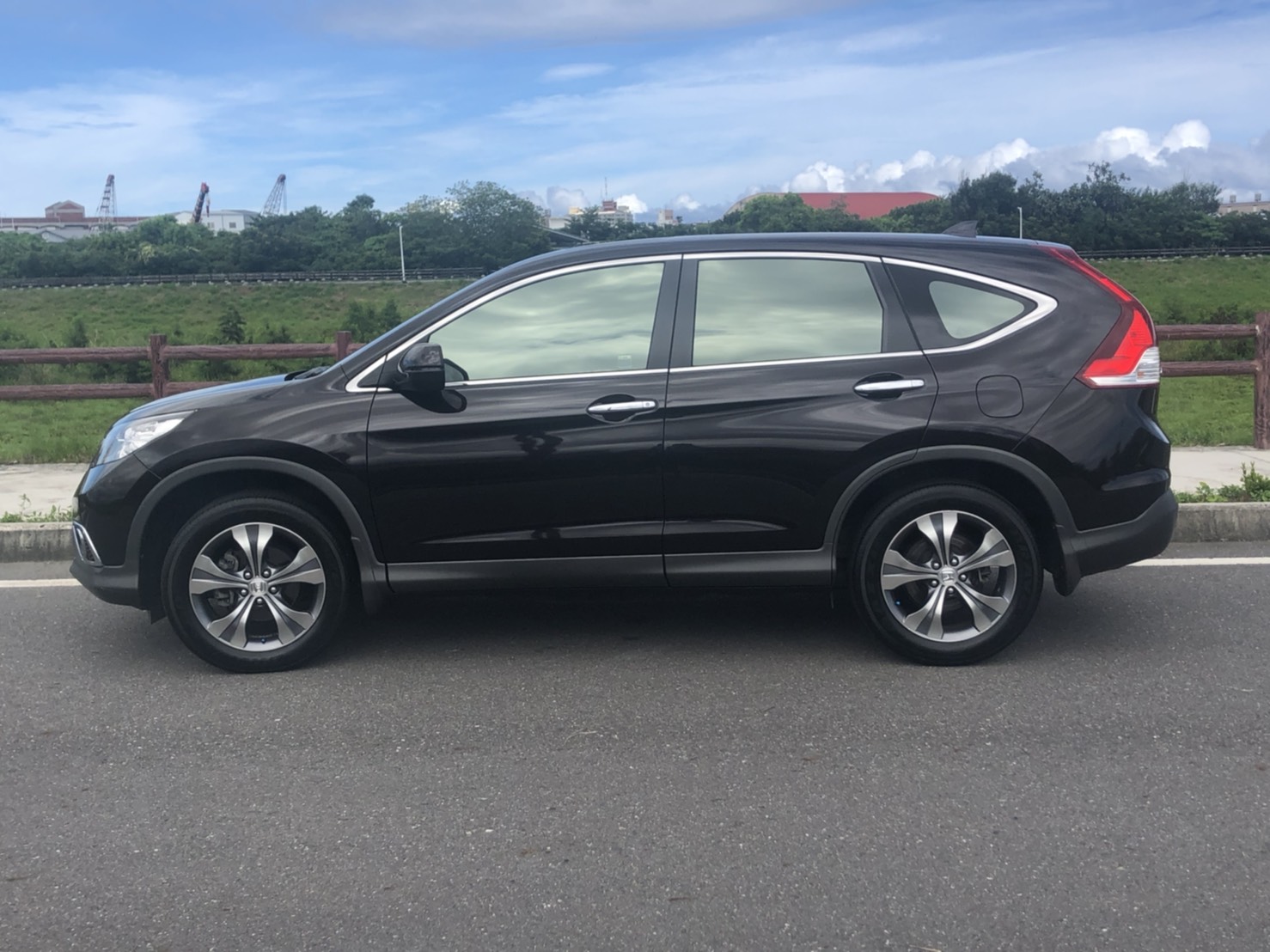 2012年 Honda CR-V 2.4 S 頂級4輪驅動  第2張相片