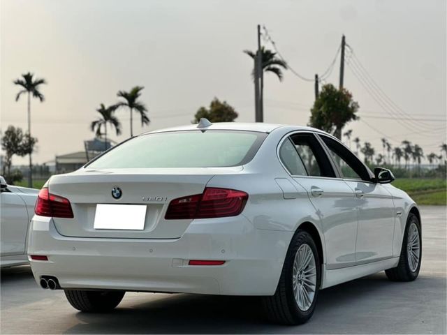 BMW寶馬 520I  第2張相片