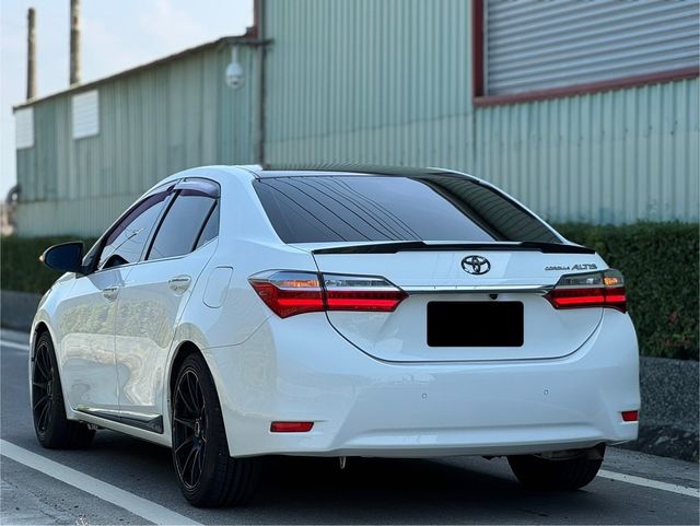 TOYOTA豐田 ALTIS  第6張相片