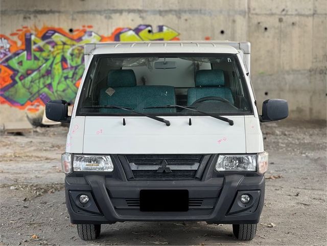 MITSUBISHI三菱 DELICA  第2張相片