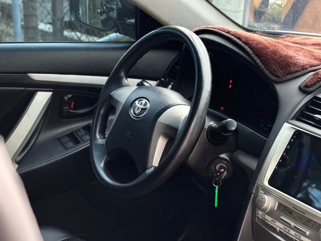 TOYOTA豐田 CAMRY  第7張相片