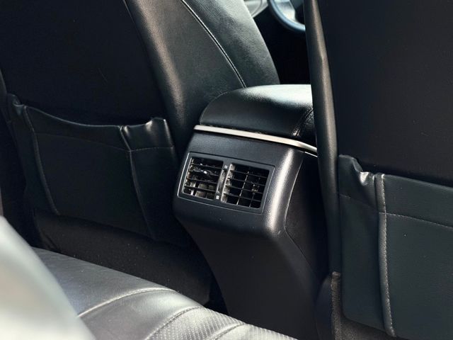TOYOTA豐田 CAMRY  第13張相片