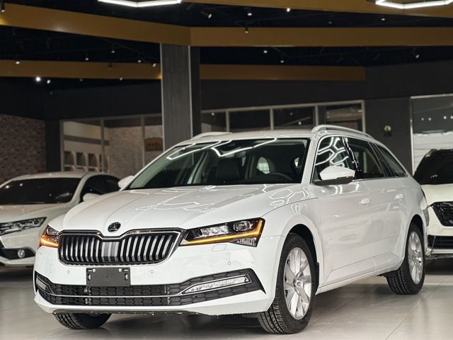 SKODA司科達 SUPERB COMBI  第1張相片