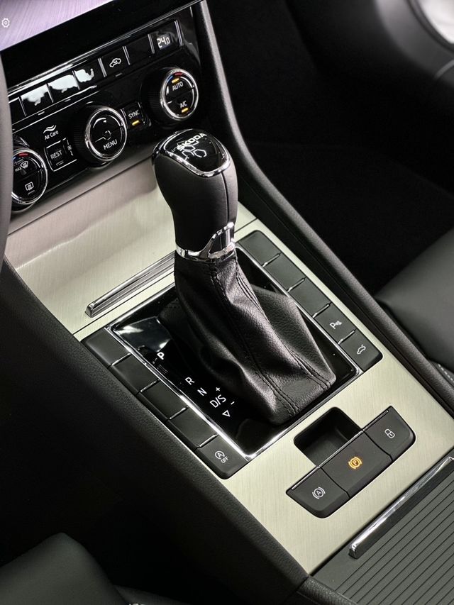 SKODA司科達 SUPERB COMBI  第10張相片