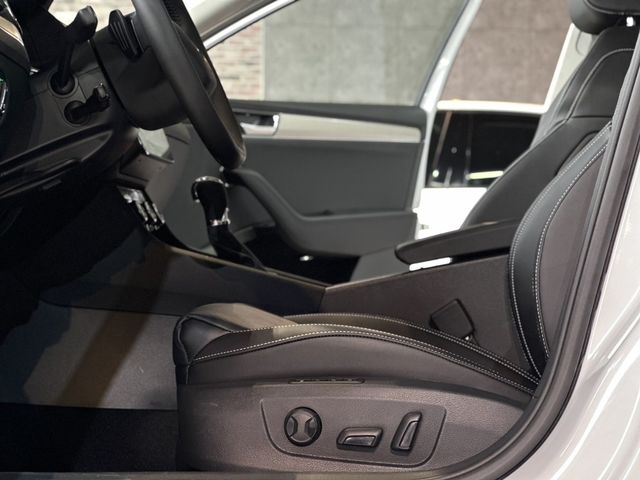SKODA司科達 SUPERB COMBI  第13張相片