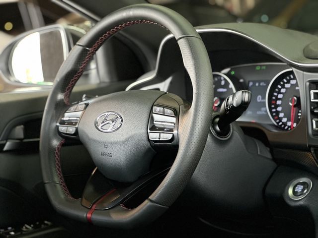 HYUNDAI現代 ELANTRA  第8張相片