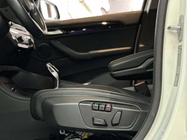 BMW寶馬 X1  第13張相片
