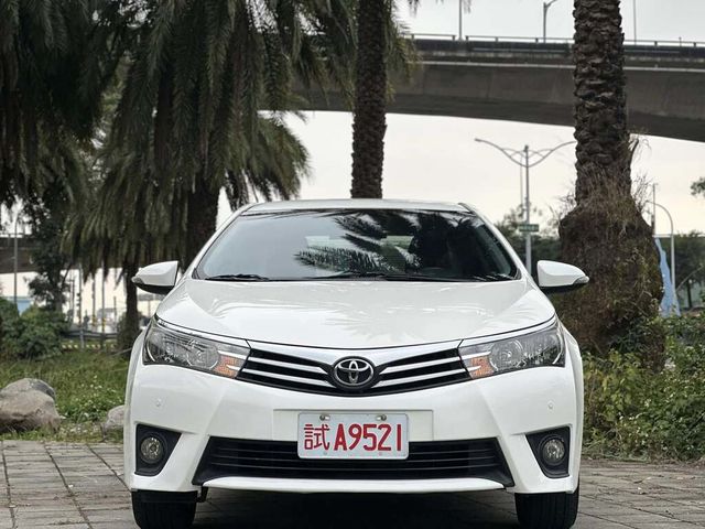 TOYOTA豐田 ALTIS  第5張相片