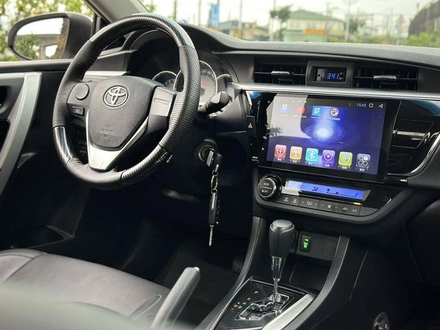 TOYOTA豐田 ALTIS  第6張相片