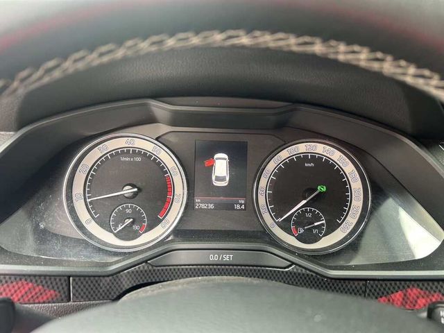 SKODA司科達 SUPERB COMBI  第2張相片