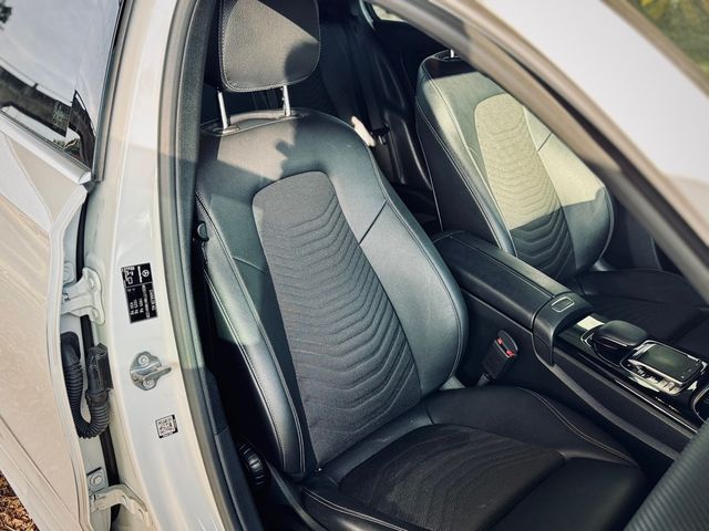 M-BENZ賓士 A180  第8張相片