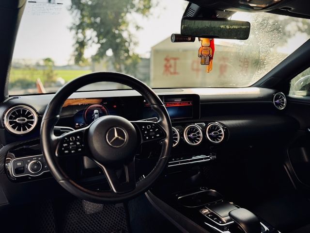 M-BENZ賓士 A180  第16張相片