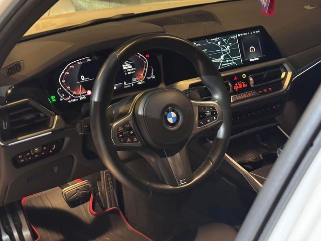 BMW寶馬 320I  第2張相片