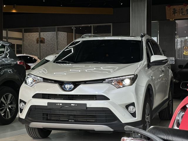 TOYOTA豐田 RAV4  第1張相片