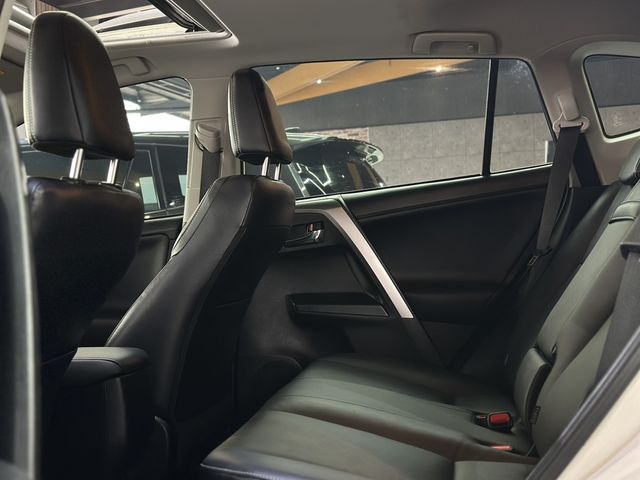 TOYOTA豐田 RAV4  第6張相片