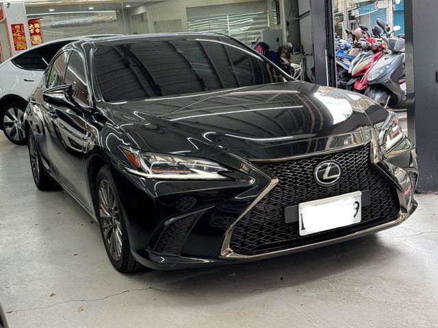 LEXUS凌志 ES250  第1張相片